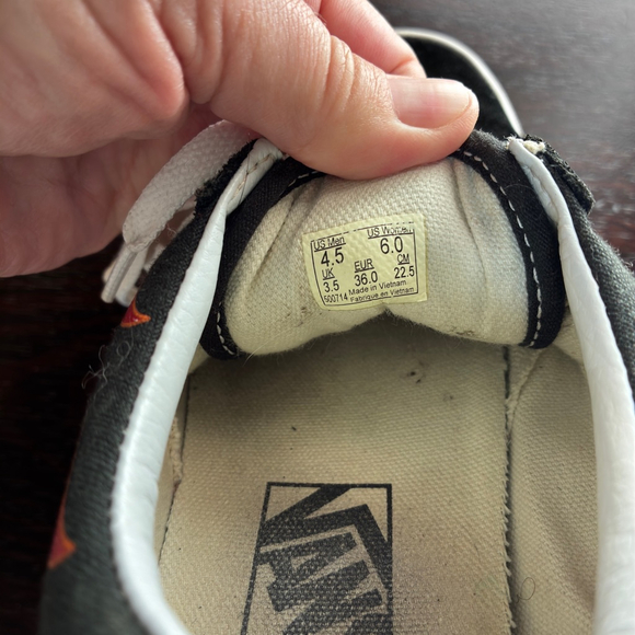 Vans Old Skool Hot Rod Flames Sneakers - Women’s 6 / Men’s 4.5 - Fire Print - Picture 7 of 7